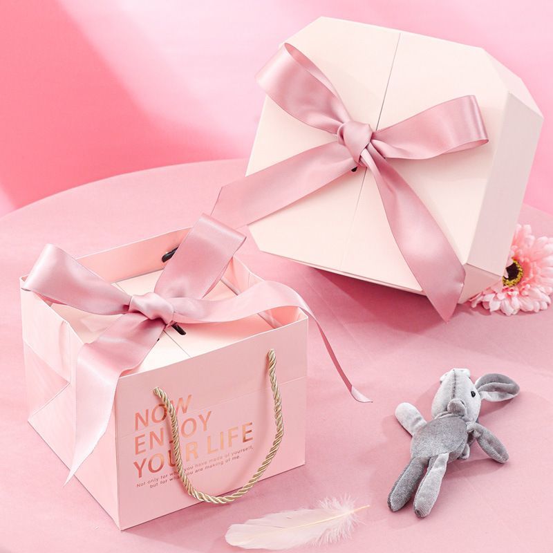 Christmas Decoration Paper Gift Box, China Wholesale Round Cardboard Boxes