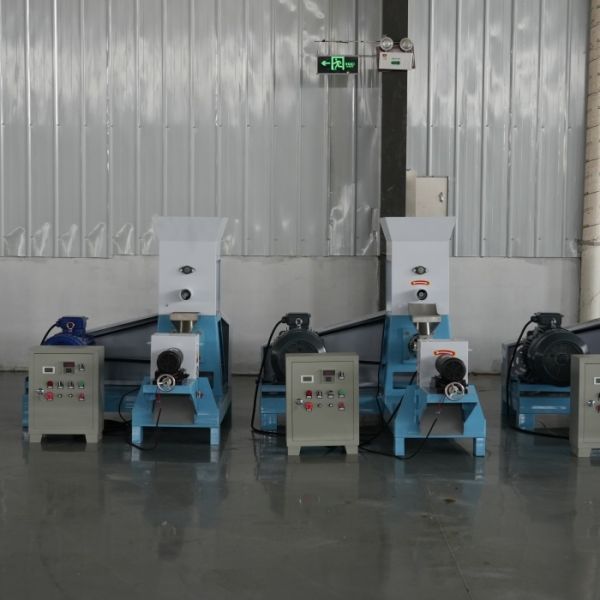 Floating Fish Feed Machine Pellet Extruder Machine Dog Food Processing Machine