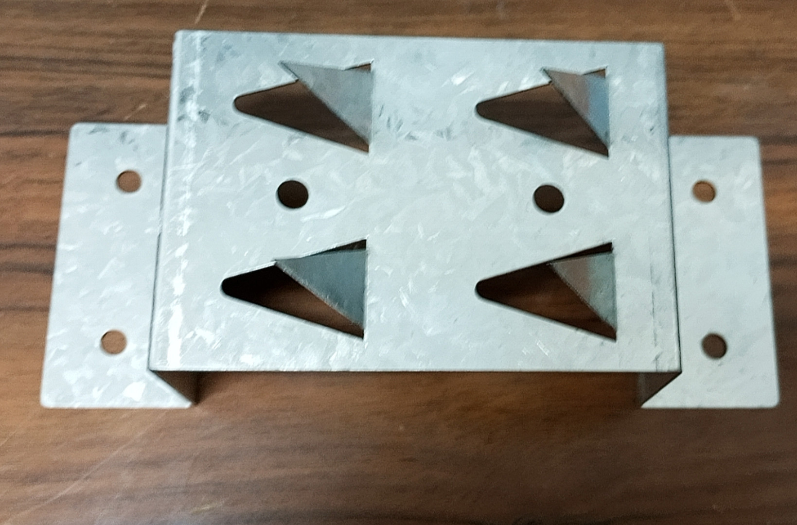 High Quality Stand Off Wall Offset Impaling Bracket Clips