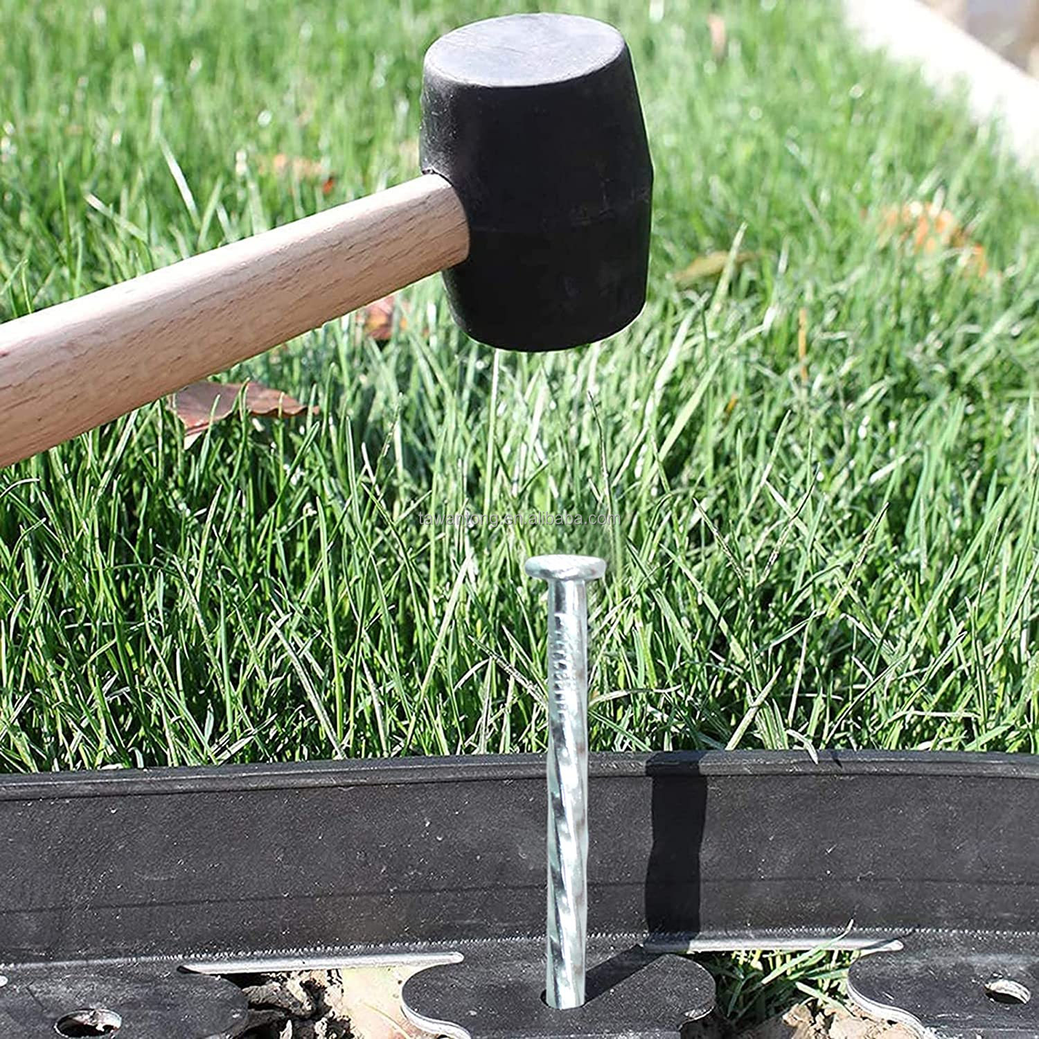 10inch Common Nail Galvanized Metal Spiral Nails for Artificial Grass Landscape Stake