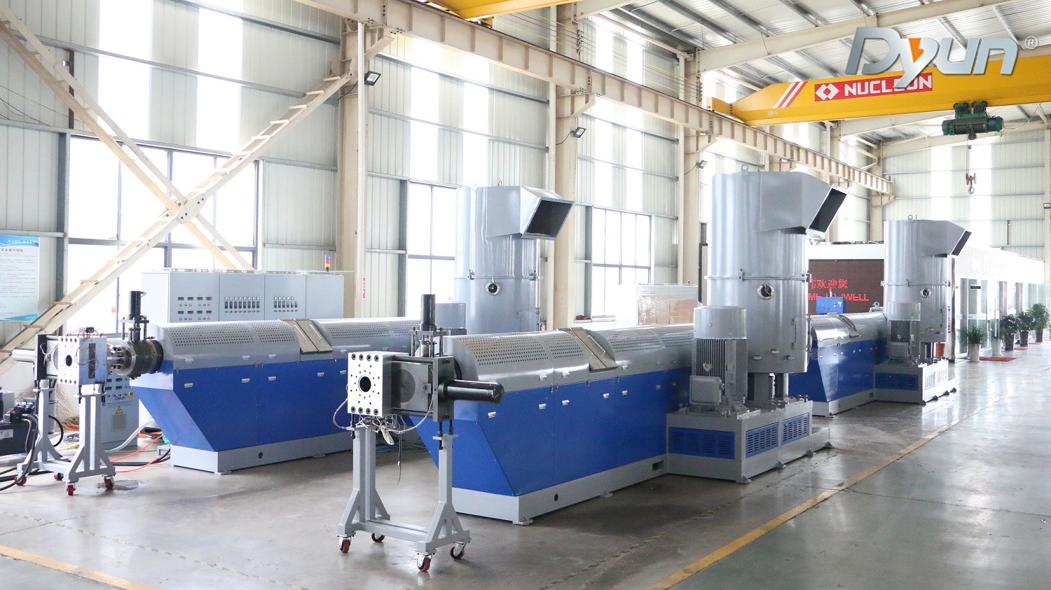 PE PP Industry Agriculture Film Recycling Granulator with Compactor Pelletizing Line