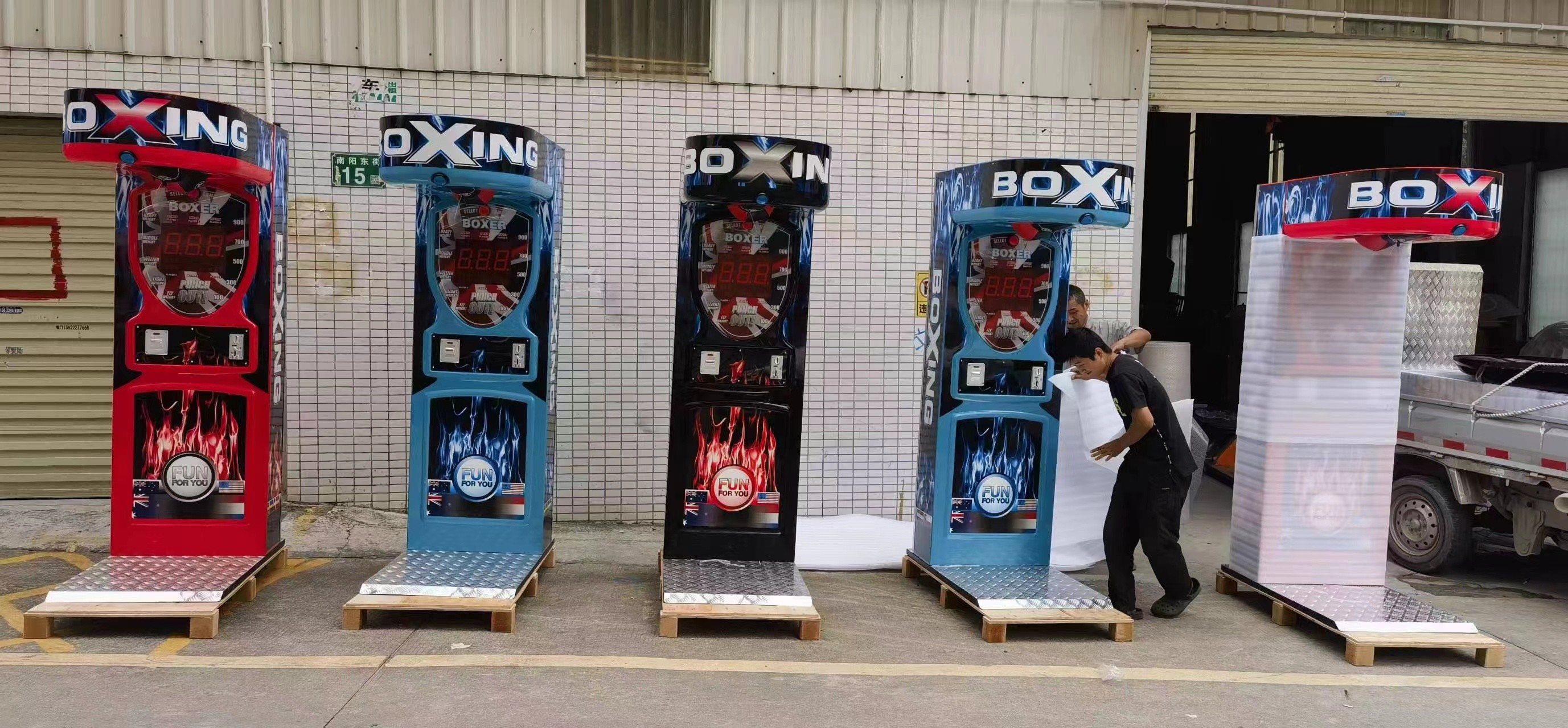 Latest Model Coin Operated Electronic Sport Punch&Kick Boxing Arcade Game Machine Price