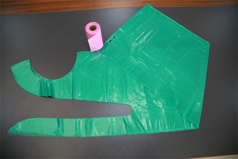 Yellow, Green, Blue, White 100% Virgin Polyethylene Disposable Aprons