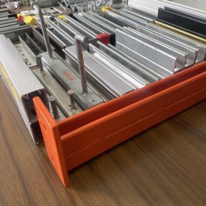  Custom Size Double Strut Wall Bracket Manufactures