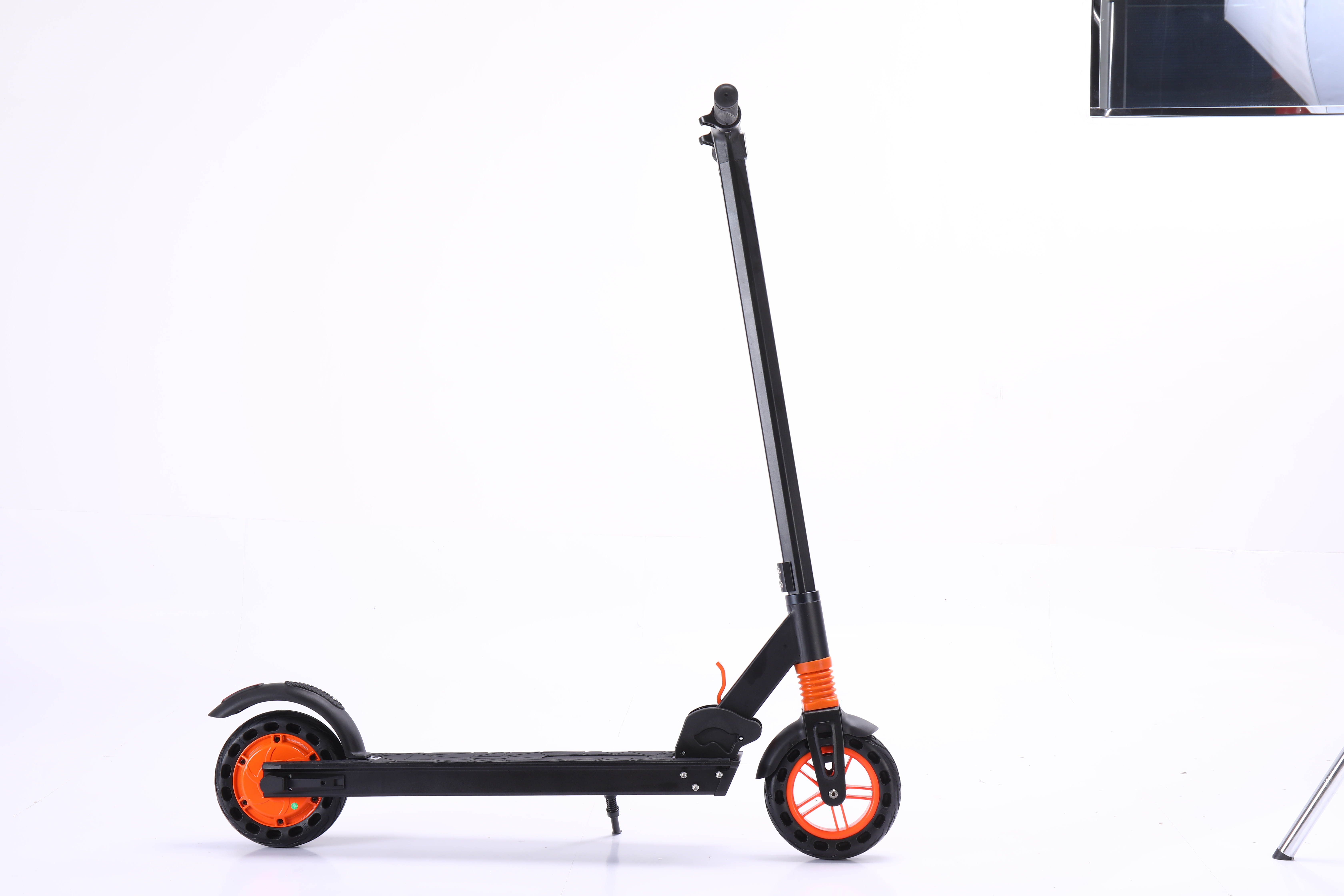 On sale OEM Portable Folding Scooter 36V 6A Battery ROHS Compliant