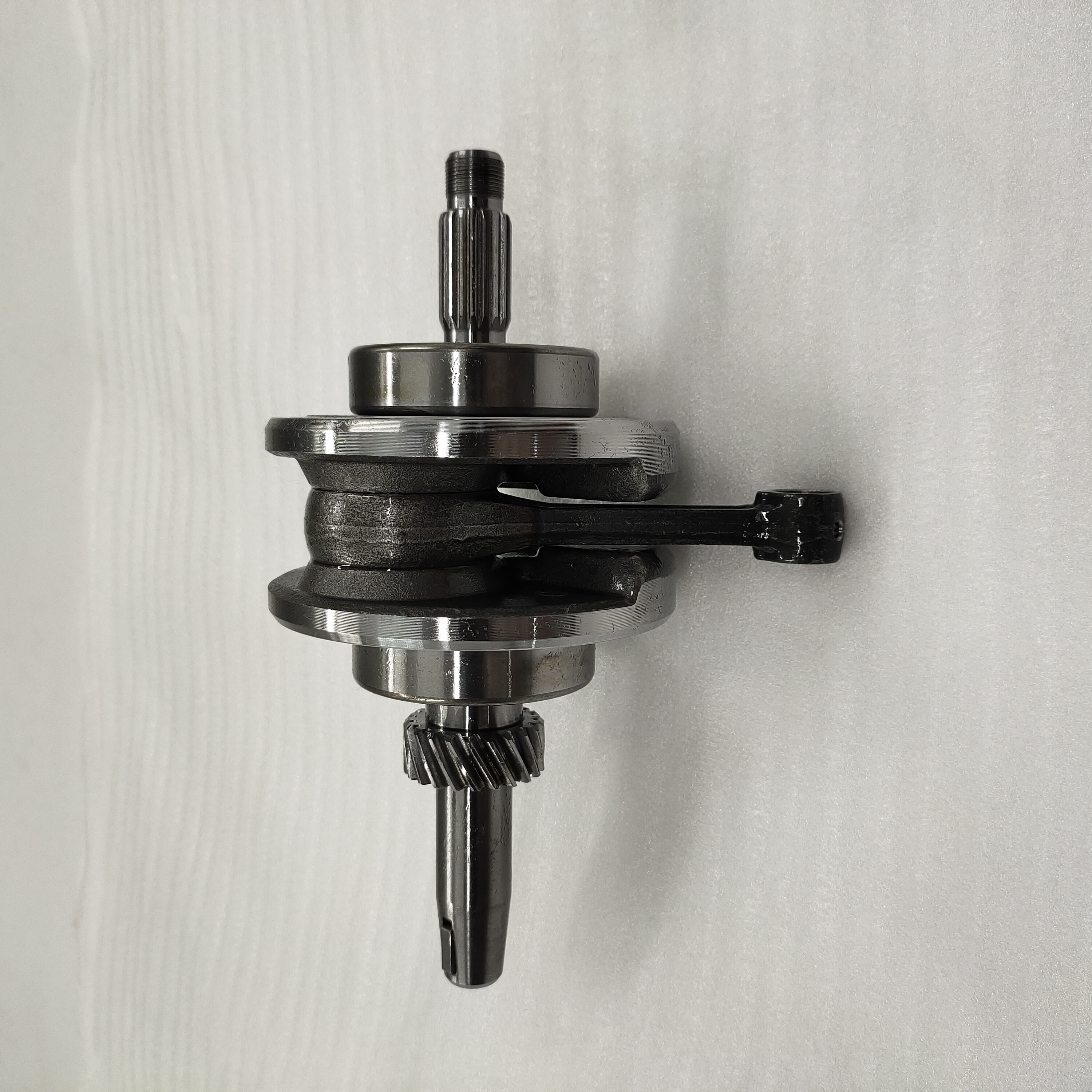 150ml Motorcycle Engine Crankshaft With Bearings Connecting Rod for Tricycle Spare Parts