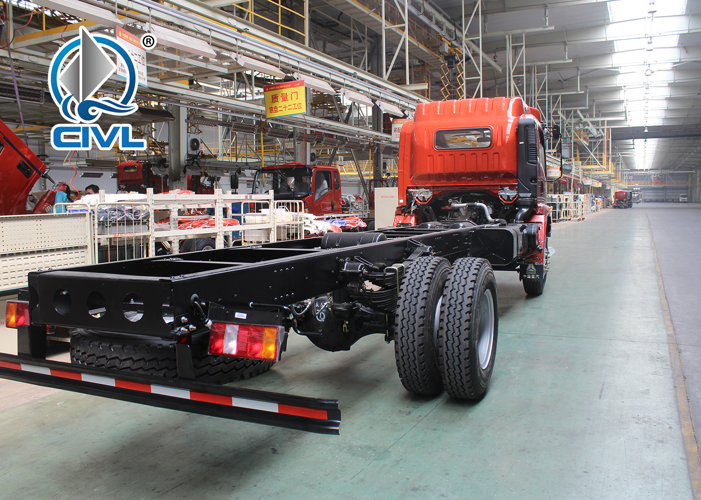 2WD 4X2 Wheel Tractor / 100HP SHMC1000 4 Wheel Drive Tractors 2300R Per Minute