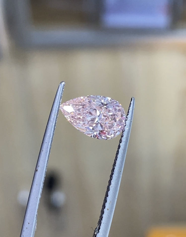 Lab Engineered Clarity VS1 Diamond Man Made Pear Fancy Intense Pink Diamond