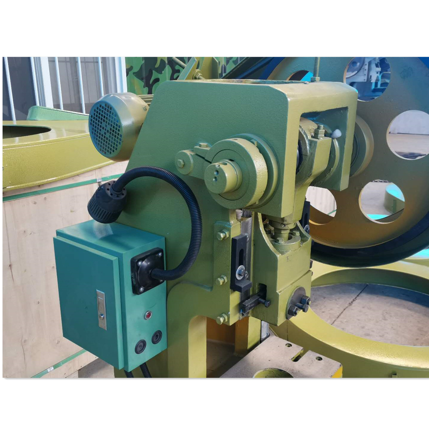 Steel Metal Shape Forming / Sheet Metal Press Punching Machine J23-100