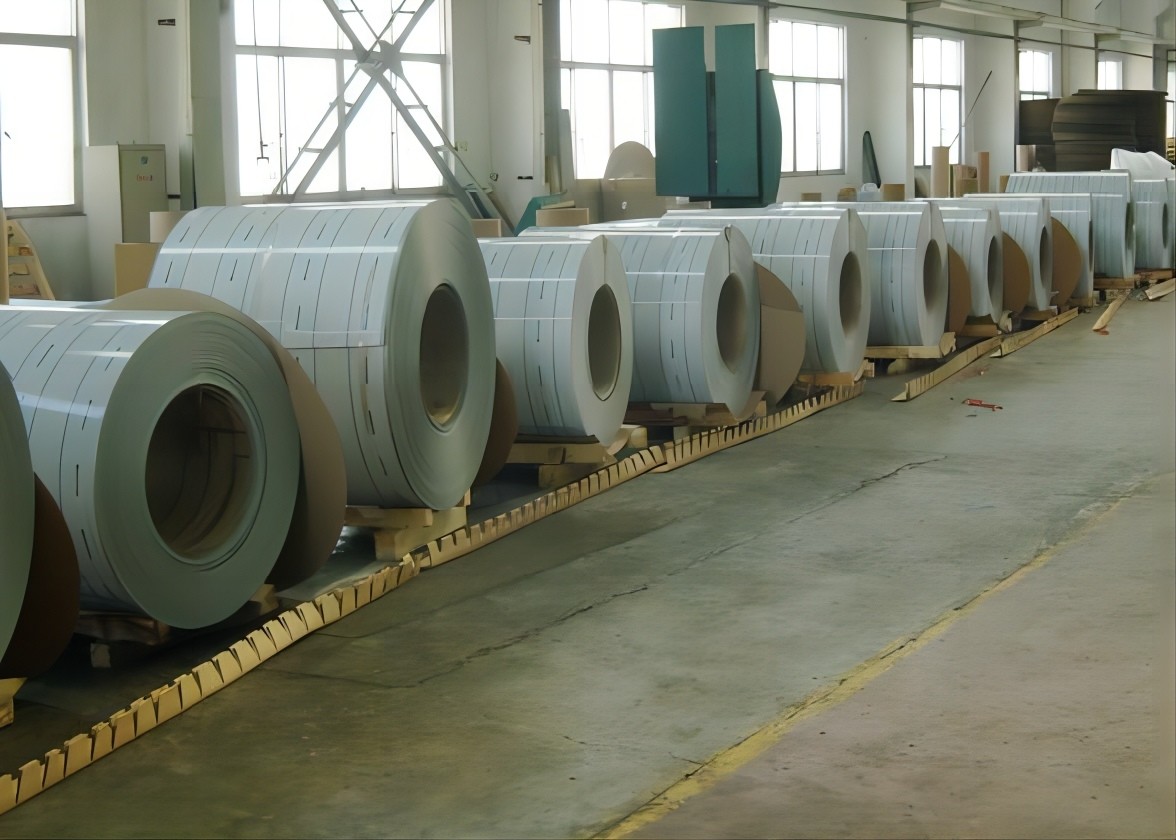 3003 H24 0.5MM Thickness 1000MM Width Color Coated Aluminum Coil For Gutter