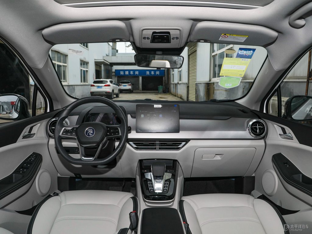 Hot-selling New Energy Ev Four Wheels Car Made In China With Lower Price Byd Yuan Used Cars