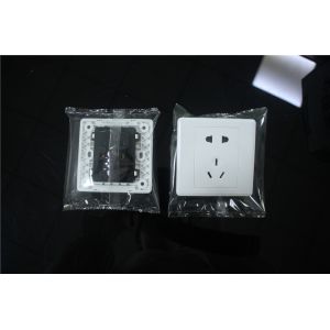 Automatic Customized Horizontal Pillow Socket Outlet Packaging Machine