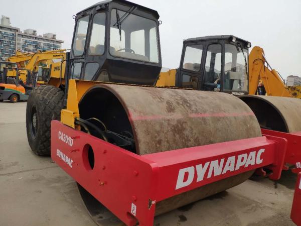 CA301D Used Road Roller 131HP Power Single Drum Roller 1300kg Weight 1 Year