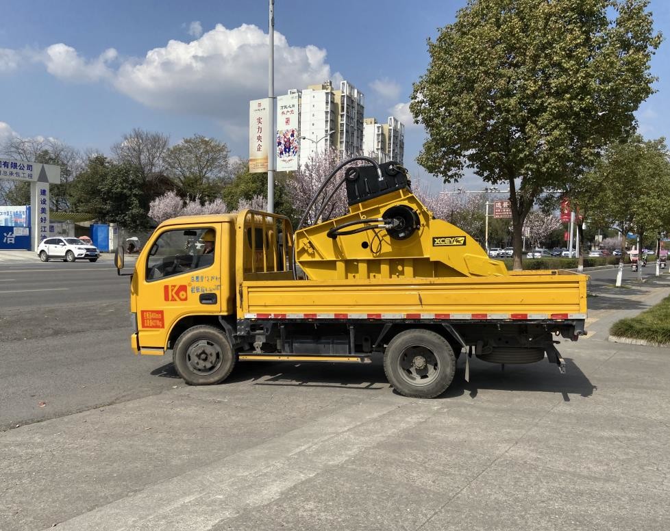 Ultra Small Jaw Crusher Hydraulic Crusher Bucket Hard Rock Crushing Small Output