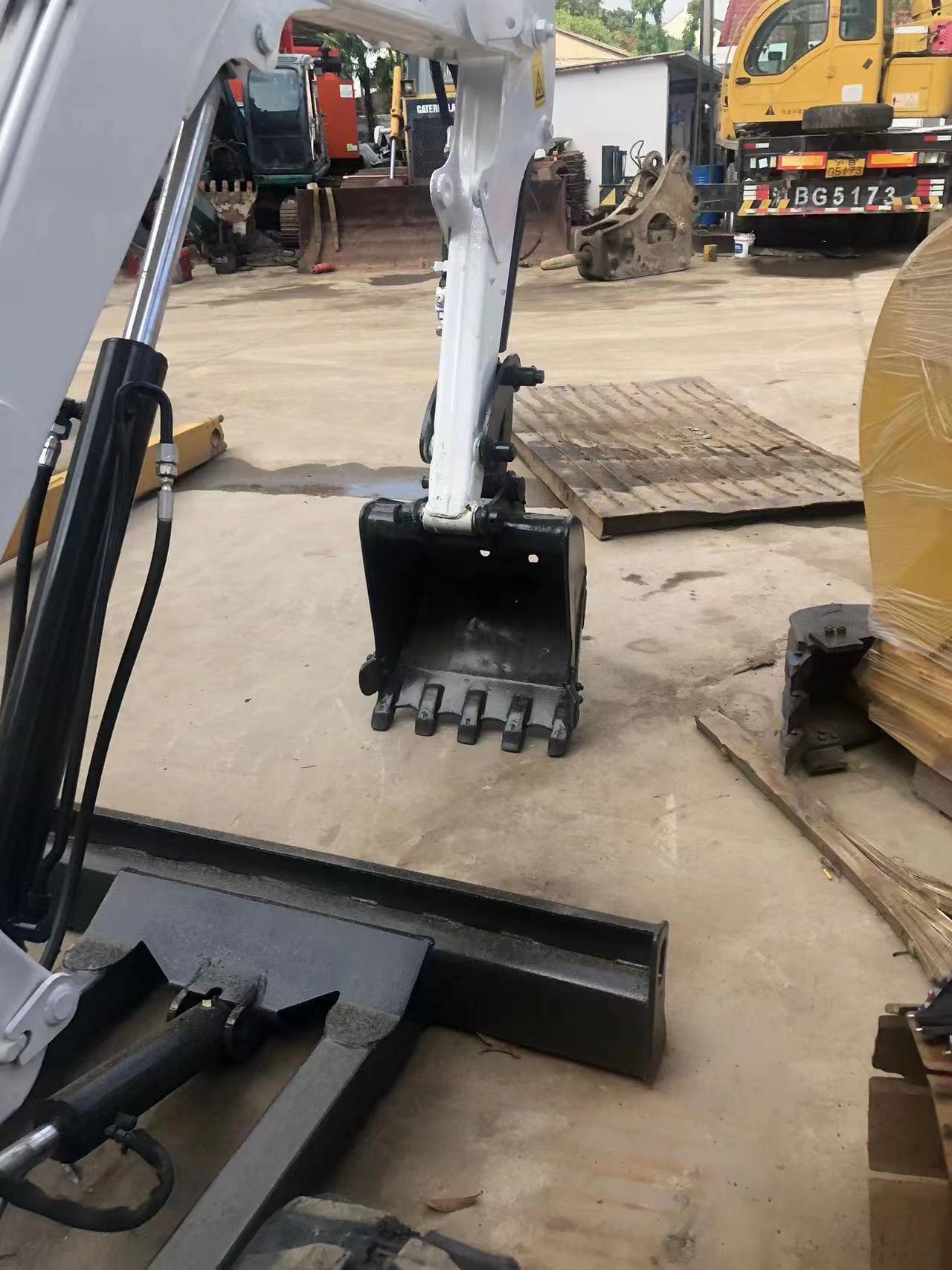 3 Ton Second Hand Excavator Bobcat 331 Used Mini Excavator Diggers