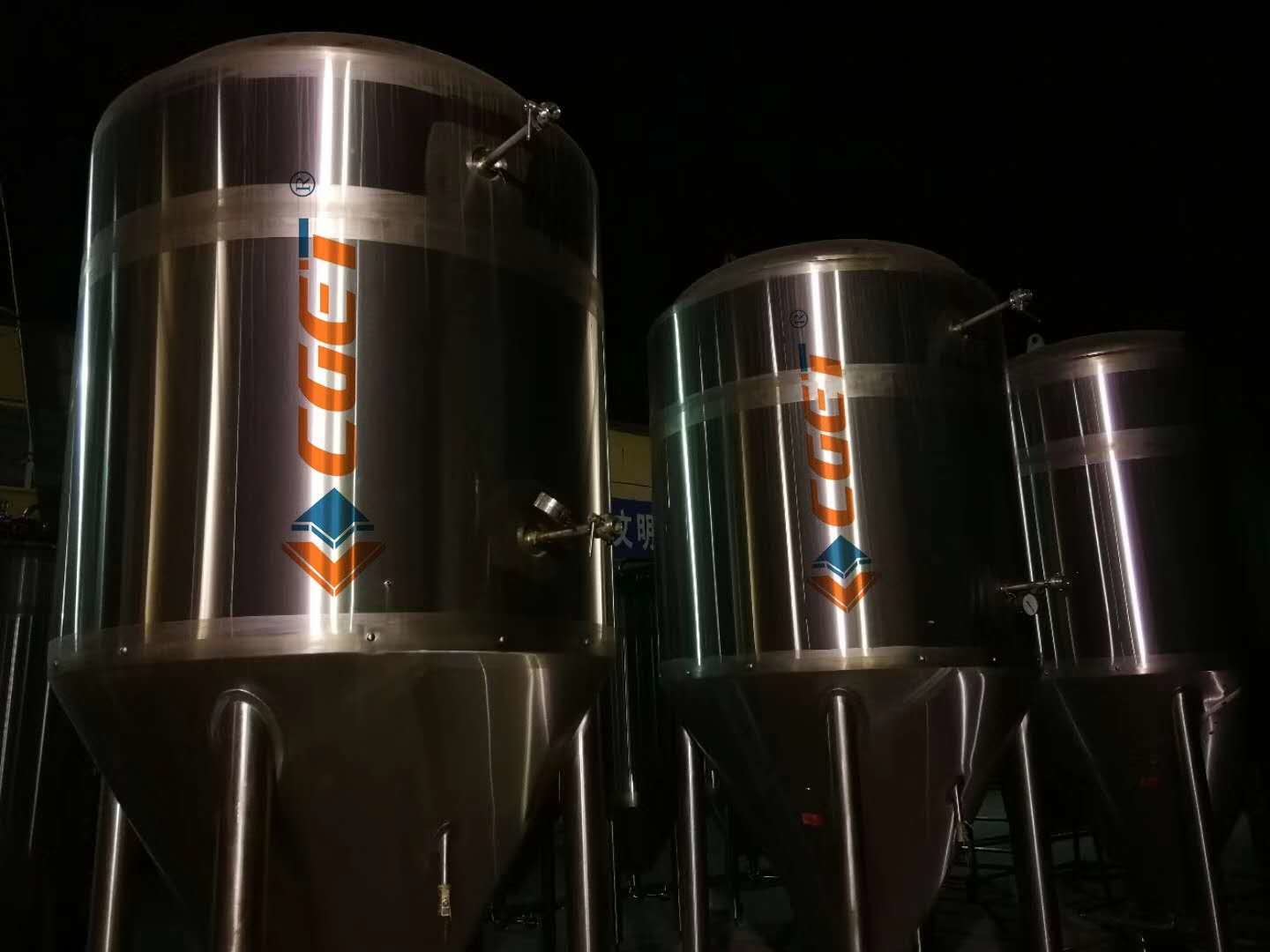 Commercial Cylindro Conical Fermenter Micro Brewery Fermentation Equipment 2BBL 3BBL