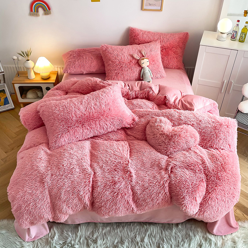 Thick Coral Velvet Bed Sheet Set Luxury Designer Comforter Sets for Winter Protection