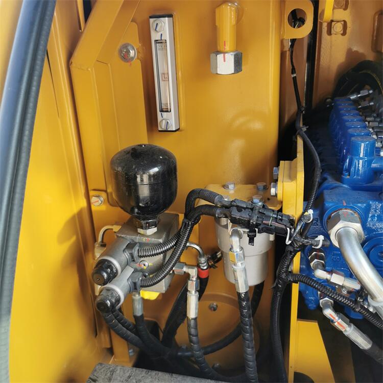 Sany SY55 SY60 Mini Digger Machine ORIGINAL Hydraulic Cylinder at Lowest and Less Hour