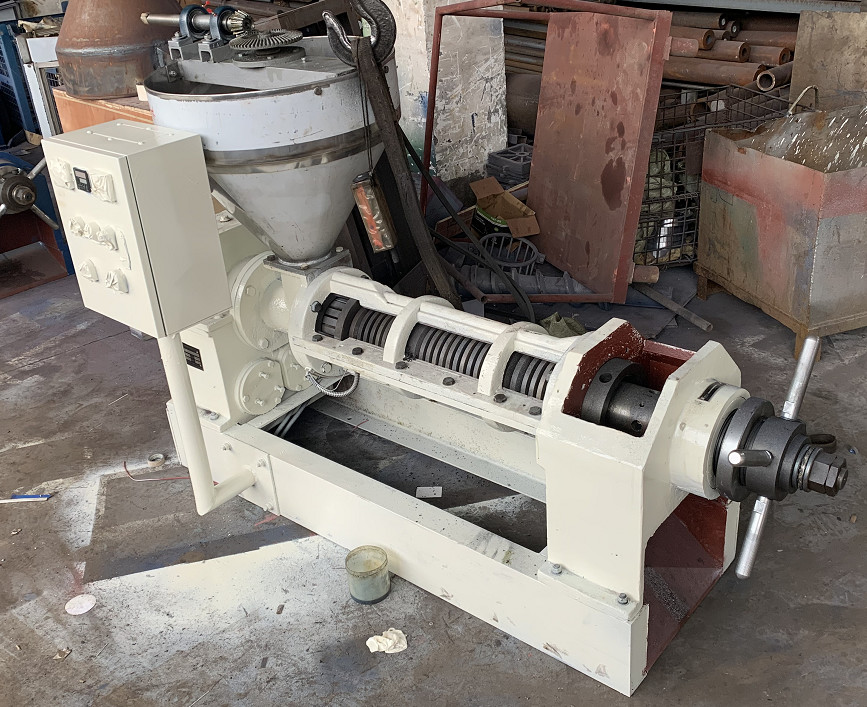 Simple Structure Vegetable Oil Press Machine Temperature Controlling