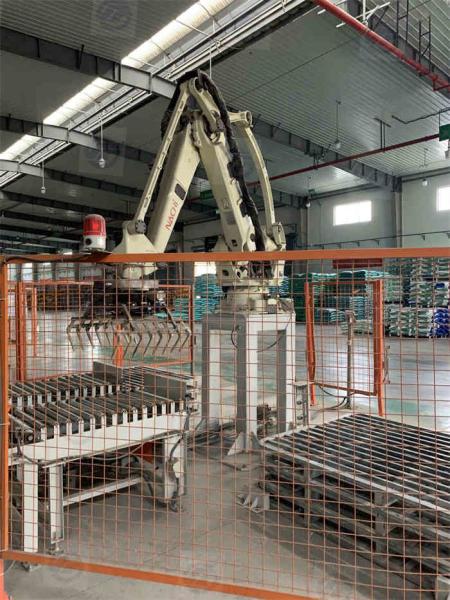 900bags/Hr Automatic Palletizer Machine Robotic Palletizing Equipment For Feed