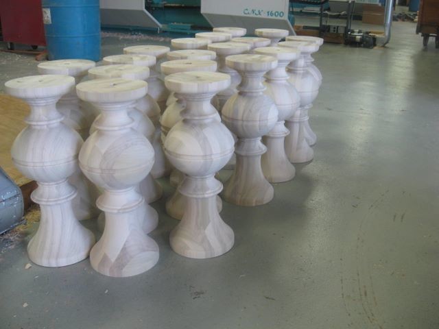 Computer control cnc wood lathe machines with max. working length 1500mm max.working diameter 300mm