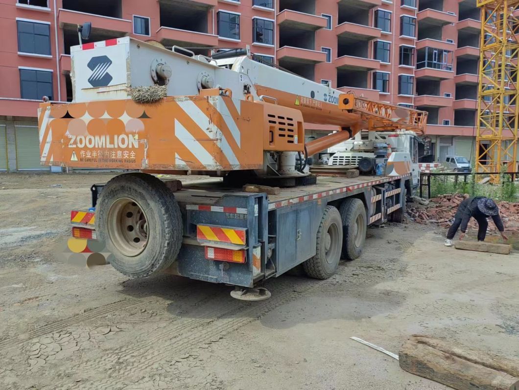 High-Performance Mobile Cranes Used Zoomlion 25t Truck Crane 15 Years Direct Discount