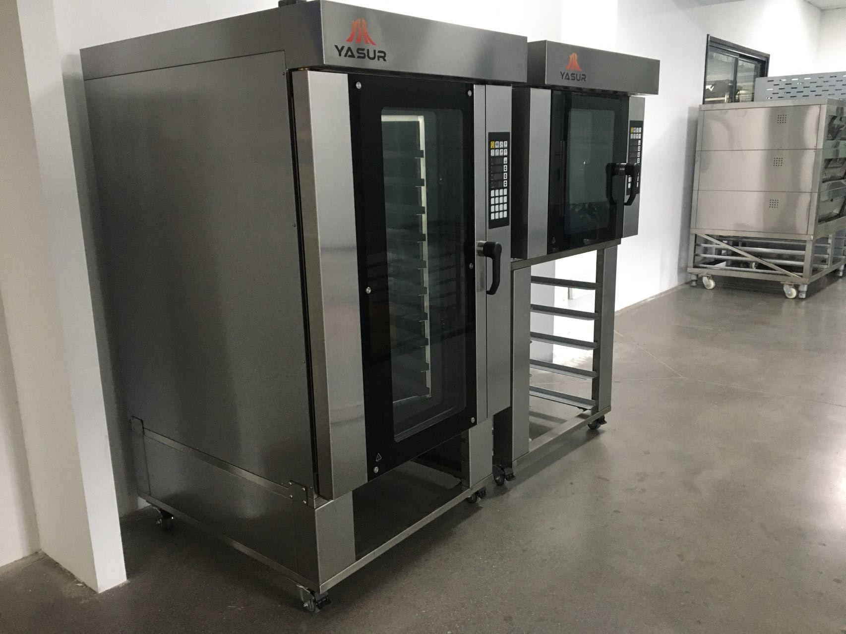 Yasur Hot Air Rotary Oven Five Trays 18x26 American Type Trays For Danish Bread And Pastry 9.5kw