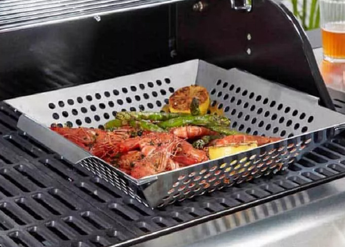 Perforated 13.8 Inch Stainless Steel 304 Grill Basket For Vegetables