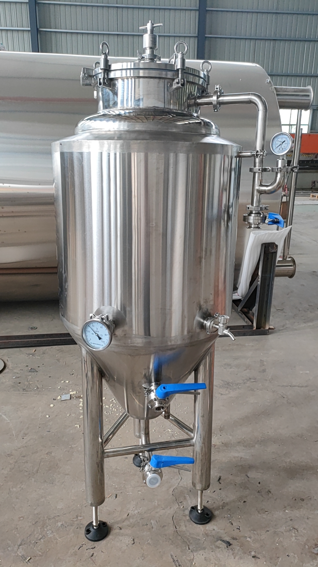 GSTA Fermentation Tank Perfect for Your Brewery Needs