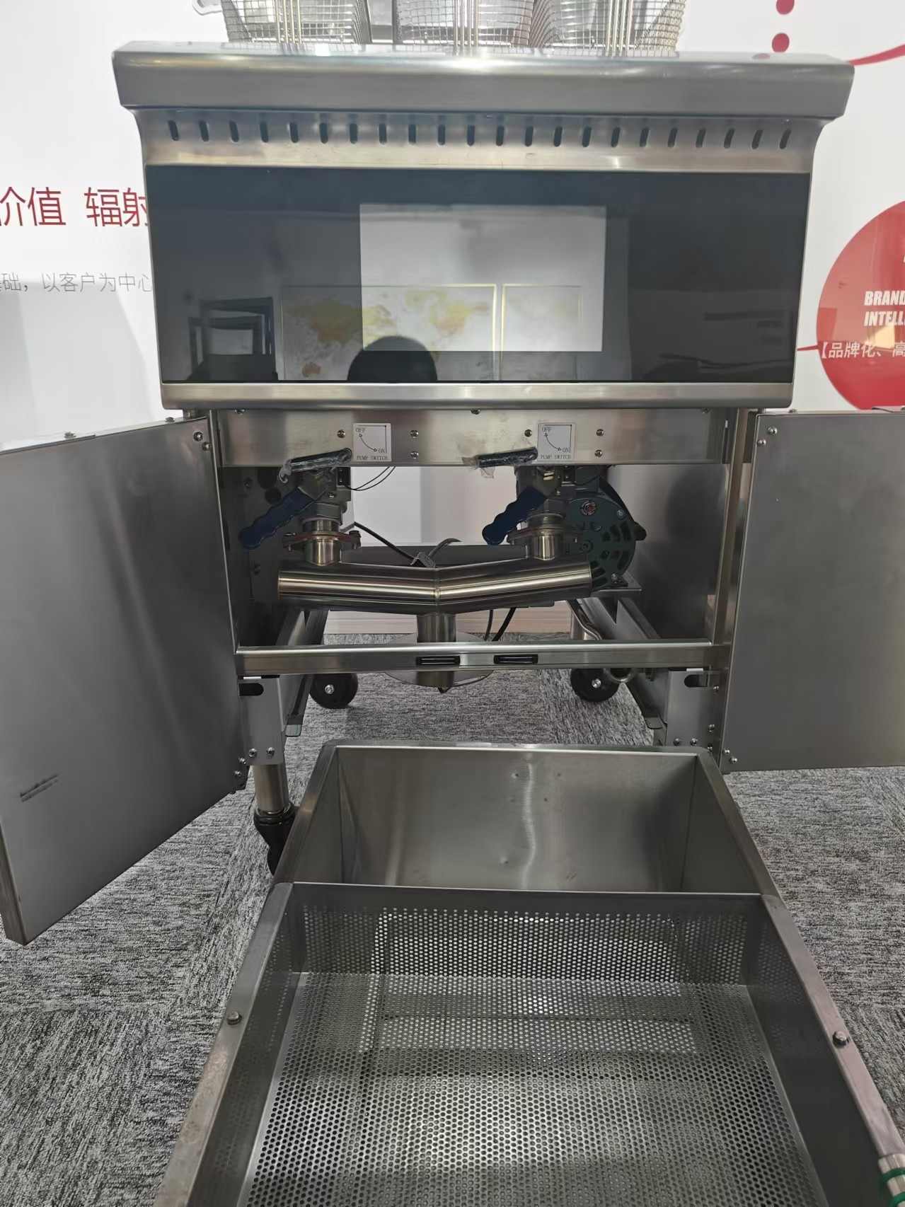 Electric Two Pots 3 Baskets Touchscreen Panel With Oil Filter System Fryer