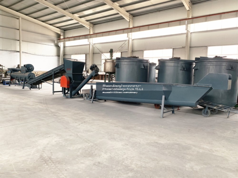 Farms Shandong Waste Plastic Recycling Machine PET Washing Line With Label Remover Machine
