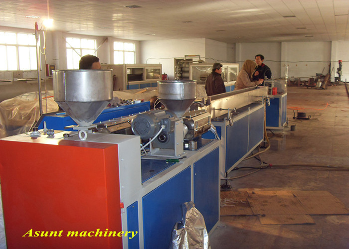 Plastic Pipe Extrusion Machine PP All Sorts Of Color Of Drinking Straws Extruder Machine