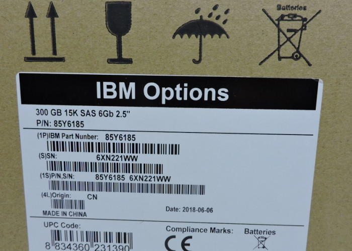 IBM Hard Disk 85Y6185 3543 300G 15K SAS 2.5 V7000 V3500 1 year warranty
