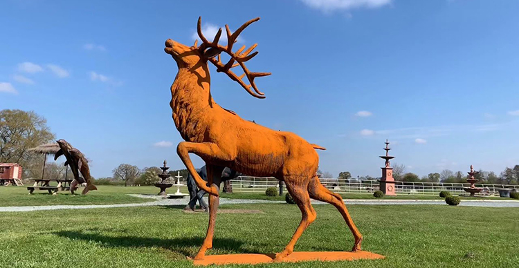 Hot Sale High Quality High Selling Statue Animal Large Anime Statue Cast Iron Statues