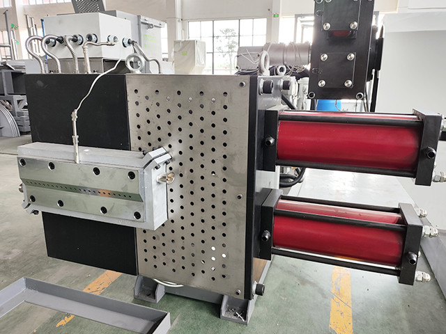 Double Stage Pelletizing Strand Cooling Cutting Plastic Granulator Machine