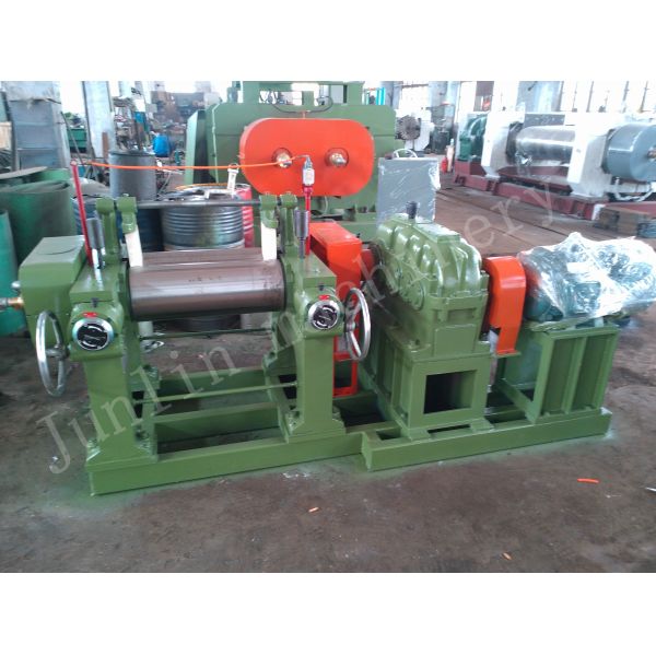 Quality XK-230 Open Rubber Mixing Mill 380V For Raw Material Processing for sale