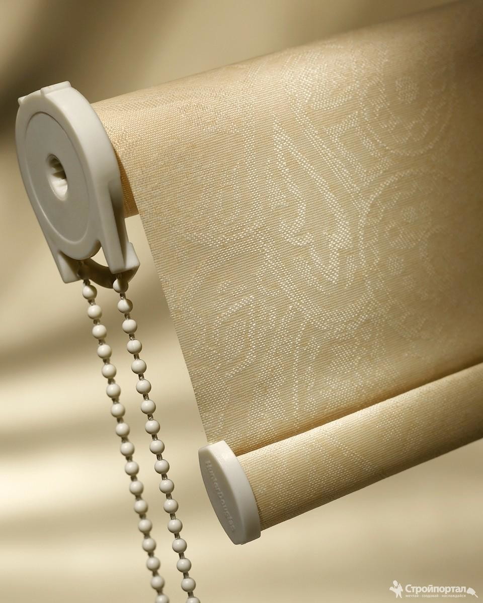 China Factory KEEWO, Flame Retardant Fabric, Aluminium Alloy, Pull Bead Manual Roller Shutter