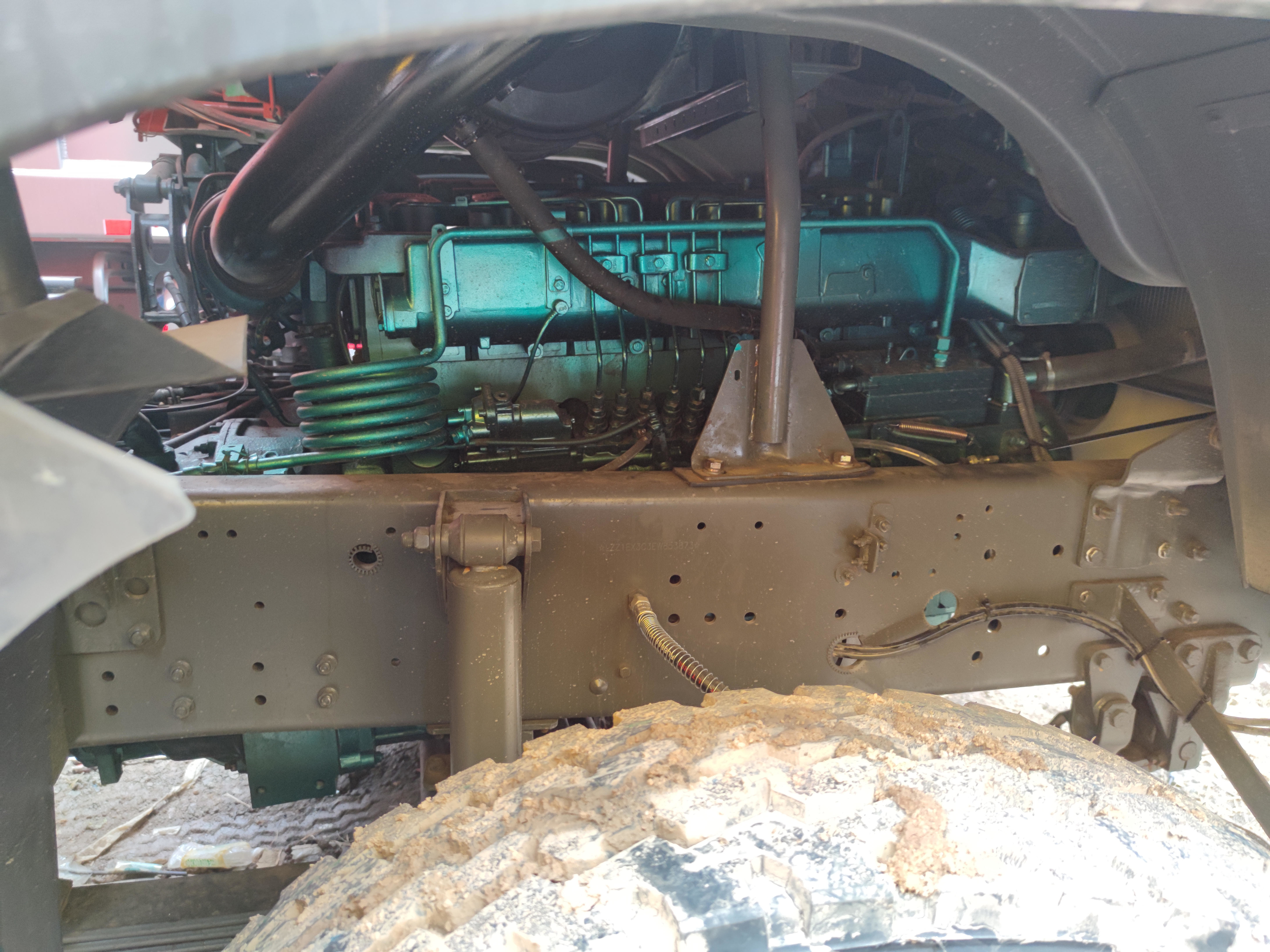 40 Tons Dump Truck For Sale Howo 400hp Tipper Truck 27 Cubic Heavy Duty Transport Sand Rock