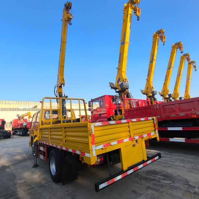 Customized JMC Truck 4X2 5Tons Crane Truck Mounted Towing Crane Mounted Truck With 25M Lifting High