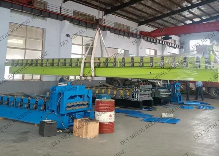 Automatic Plc Corrugated Roof Sheeting Machine 480v 1.25m Metal Forming