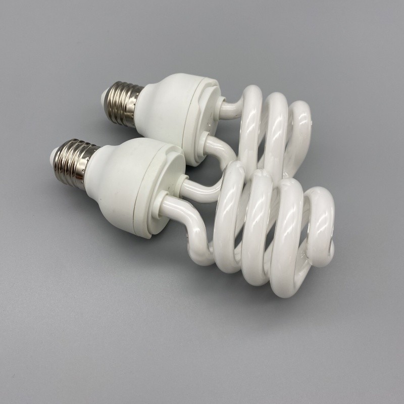 26W 10.0 CFL UVB Bulb UVA UVB Light Bulbs 220V Compact Fluorescent Bulbs