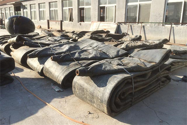 0.33MPA Salvage Hoist Lifting 12m Tugbota 8 Layer Ship Launching Airbags