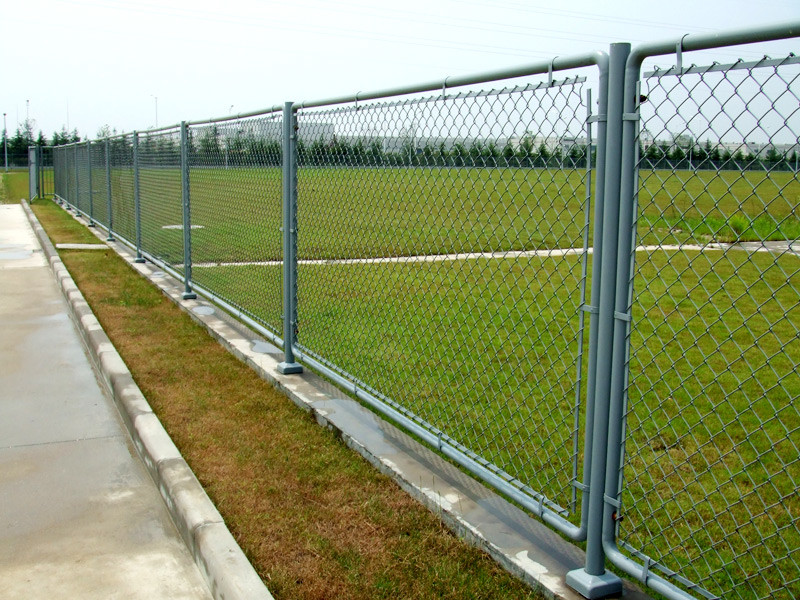 6ft Tall Galvanized Commercial Plain Or Barb Wire Top Fence From Factory Supply