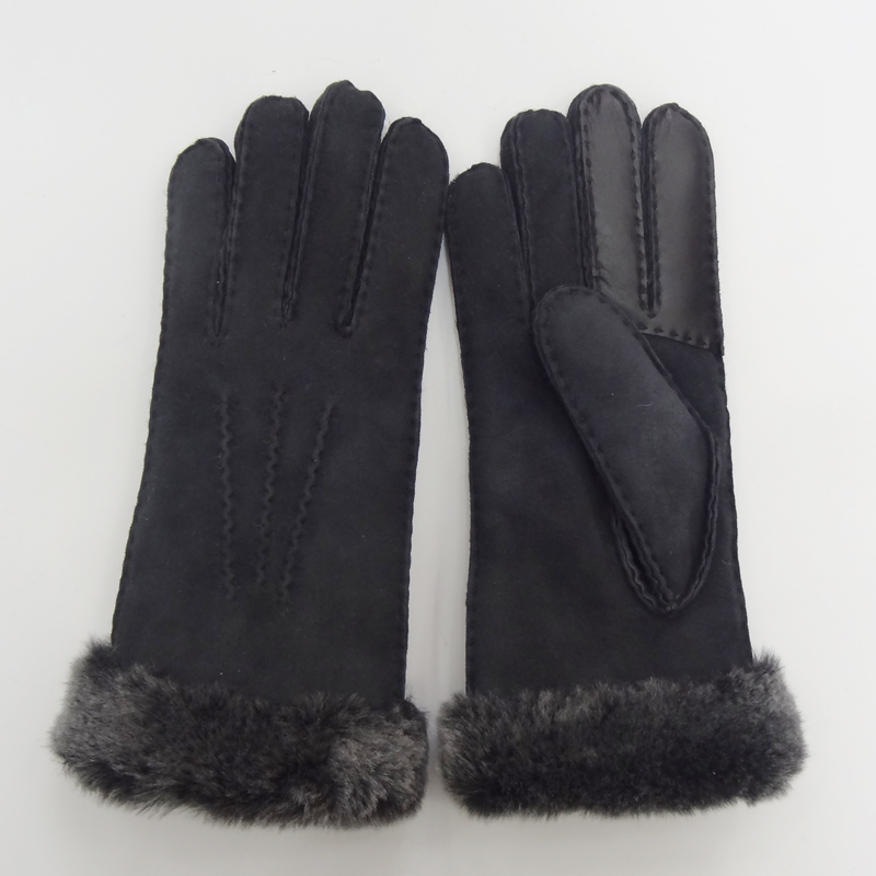 Fashion customized sheepskin touch screen gloves winter warm with fur cuff