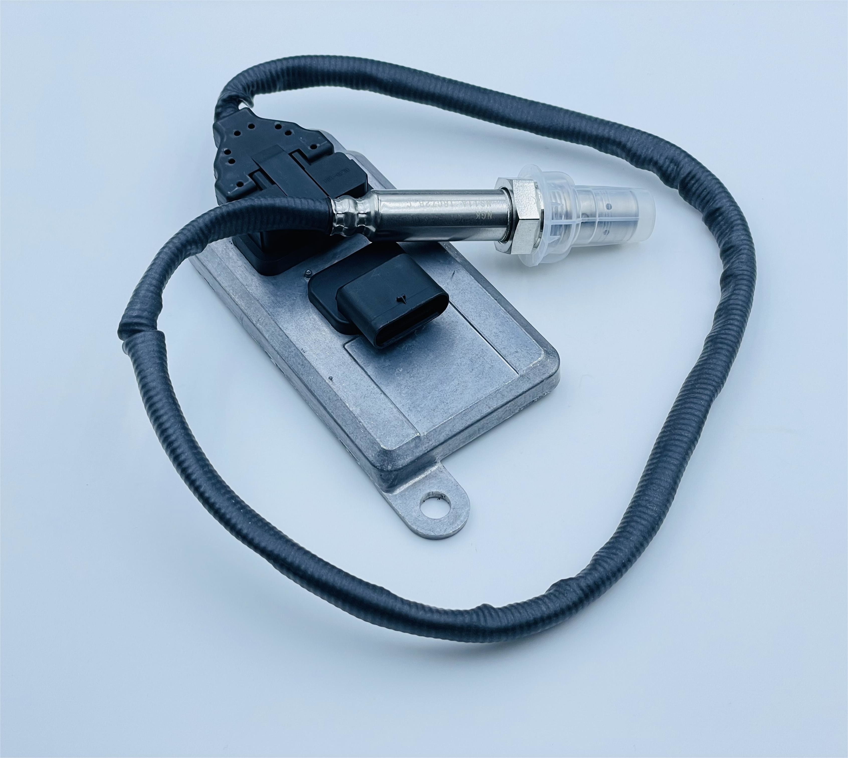 Cummins Nitrogen Oxide Sensor For Uninox Nox Sensor OEM 5WK96614G