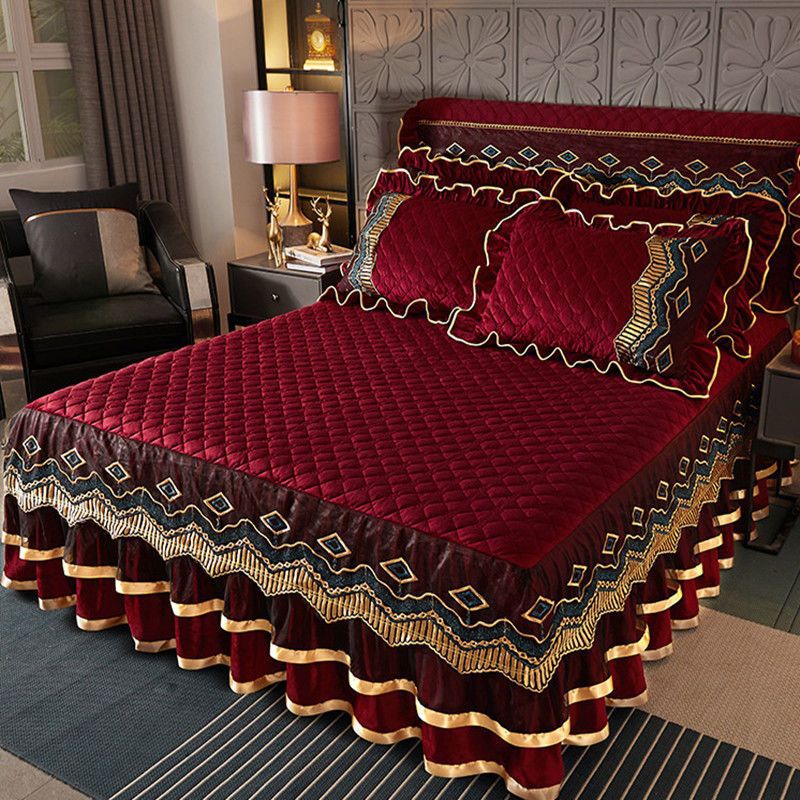 Custom Polyester Bed Skirt Three-piece Dustproof Bed Cover for Home 40 Fabric Count