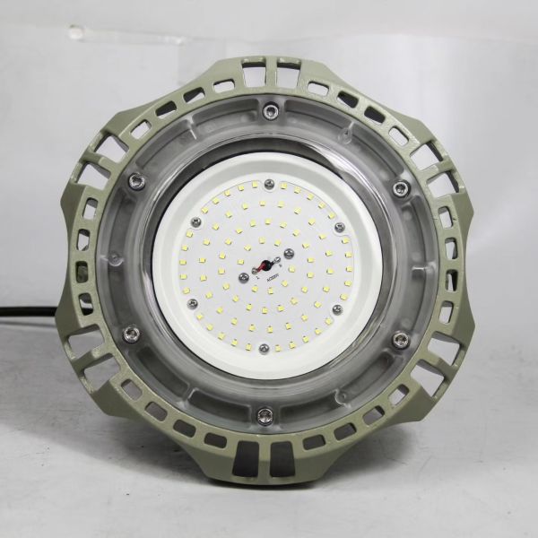 Model：GYD8102 100W 135lm/W 4000K Led Atex Floodlight Explosion Proof High Bay