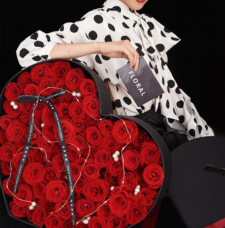 Rigid Paperboard Gift Boxes Matt Black Rose Packaging Florist Bouquet Box