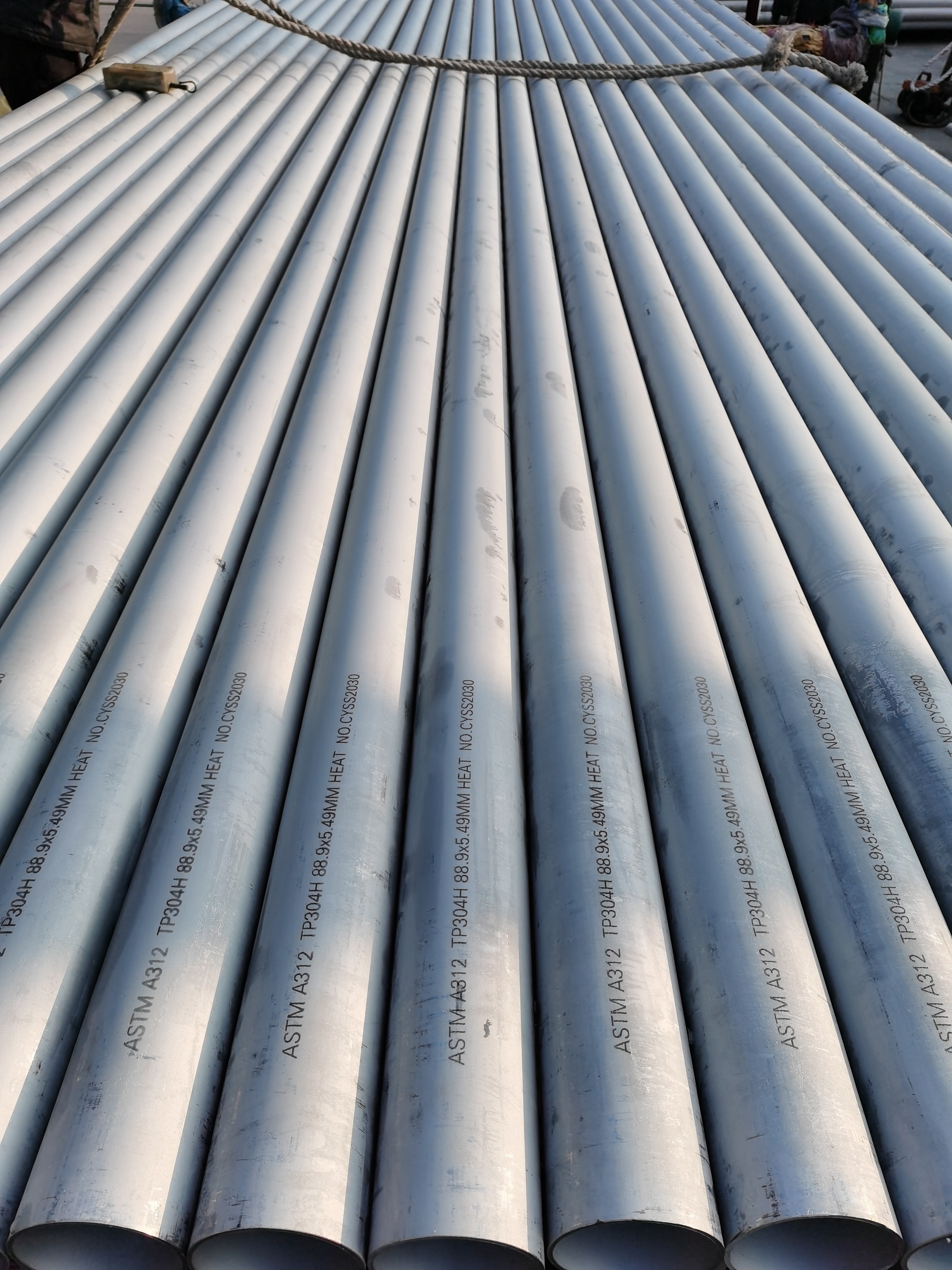Mirror Finish Cold Rolled Stainless Steel Seamless Pipe 347H