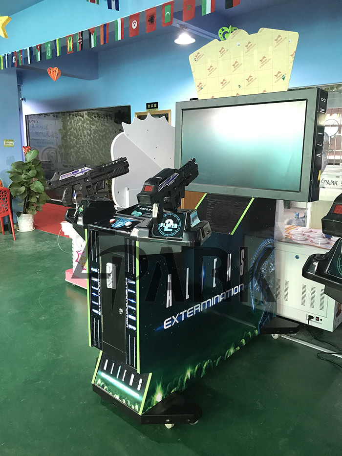 shooting simulator EPARK Aliens themed amusement arcade game machine